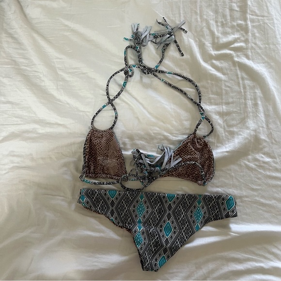 ACACIA SWIMWEAR - Picture 9 of 16